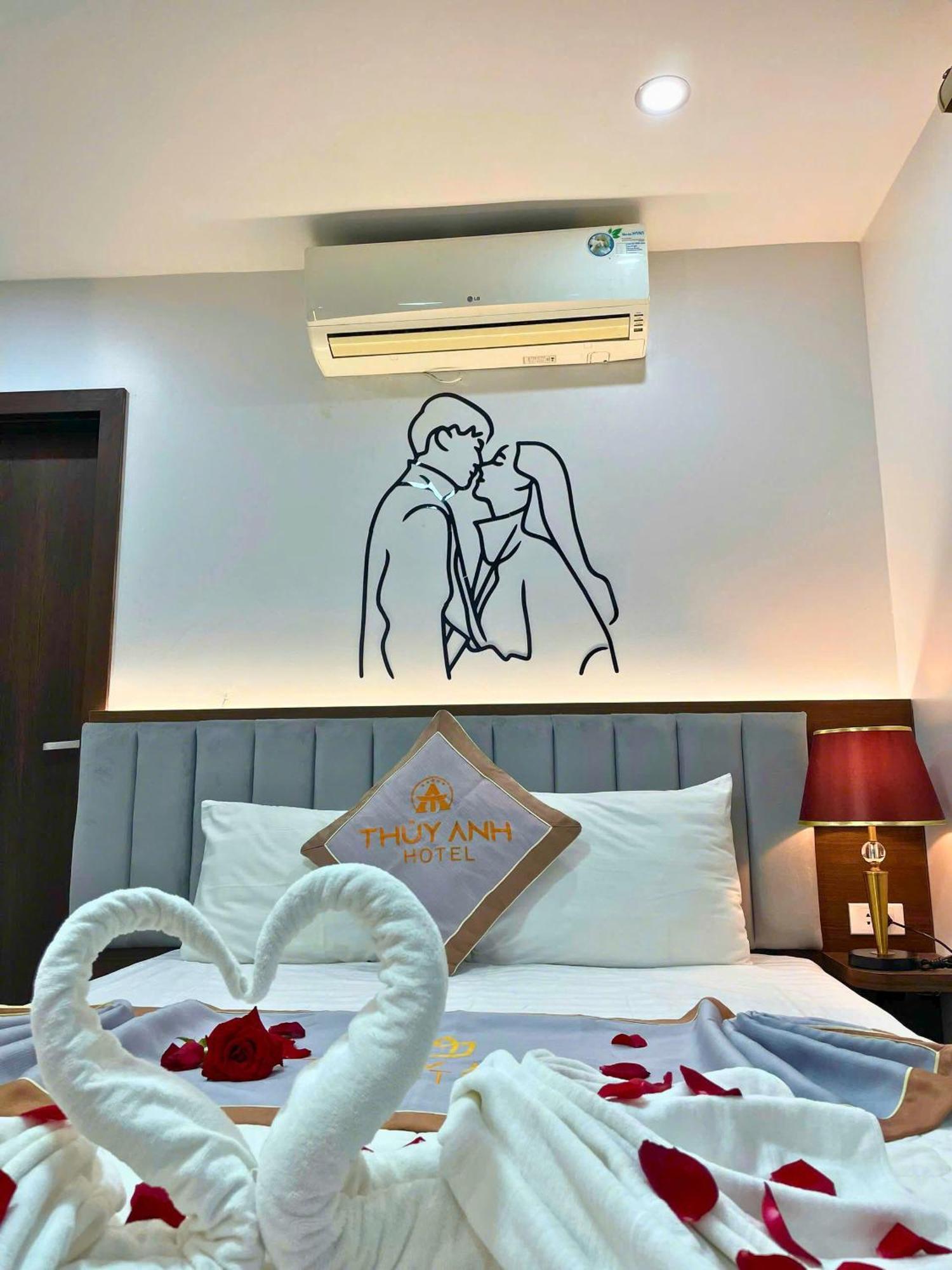 Thuy Anh Hotel Dong Khe Sau Exterior foto